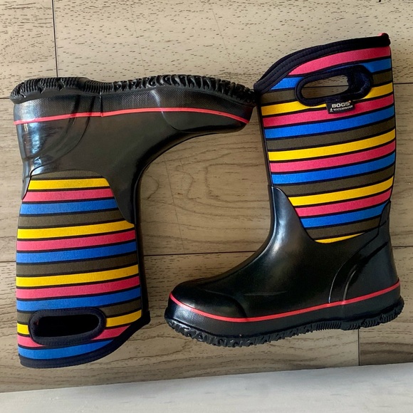 Bogs Girl’s Classic Striped Waterproof Winter Snow Boots - Picture 5 of 11